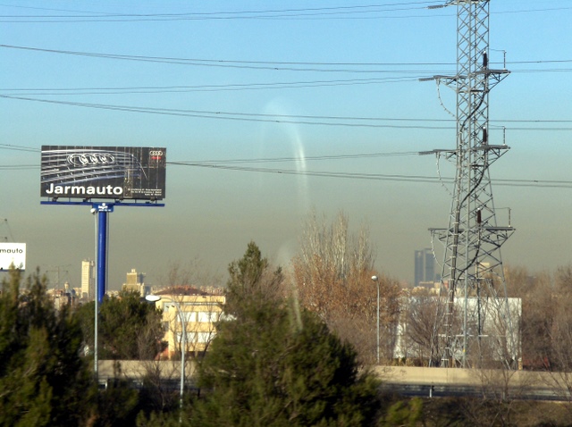 Nube de polución sobre Madrid